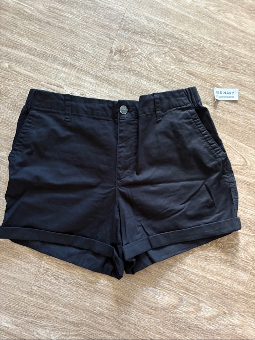 Old Navy Black High-Waist Cuffed Women's Shorts